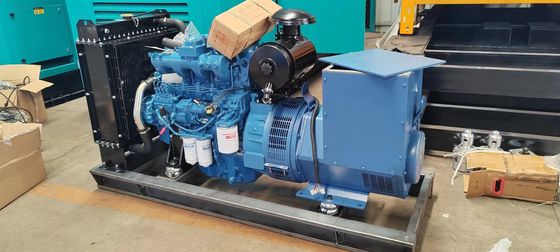 ISO9001 인증 및 자동 스위치와 함께 50KW 물 냉각 디젤 발전기 세트