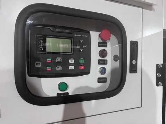 둥펑 칸밍시 디젤 발전기 세트 120KW 고객들의 비상 전원 공급